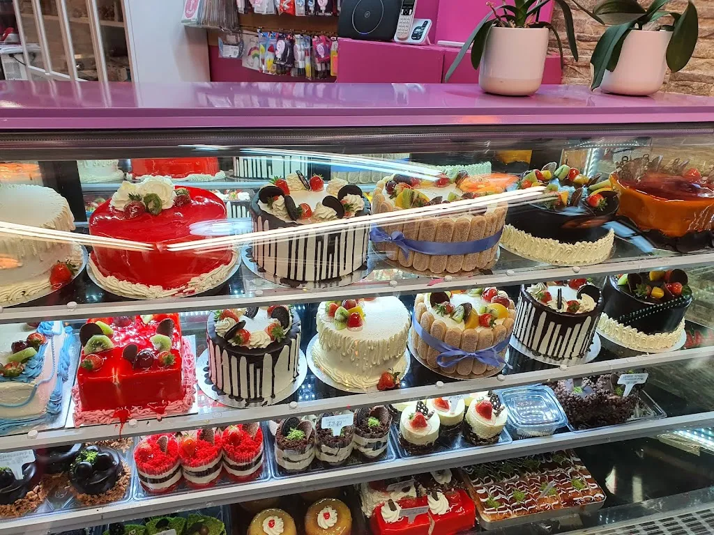 Mediterranean Cake House