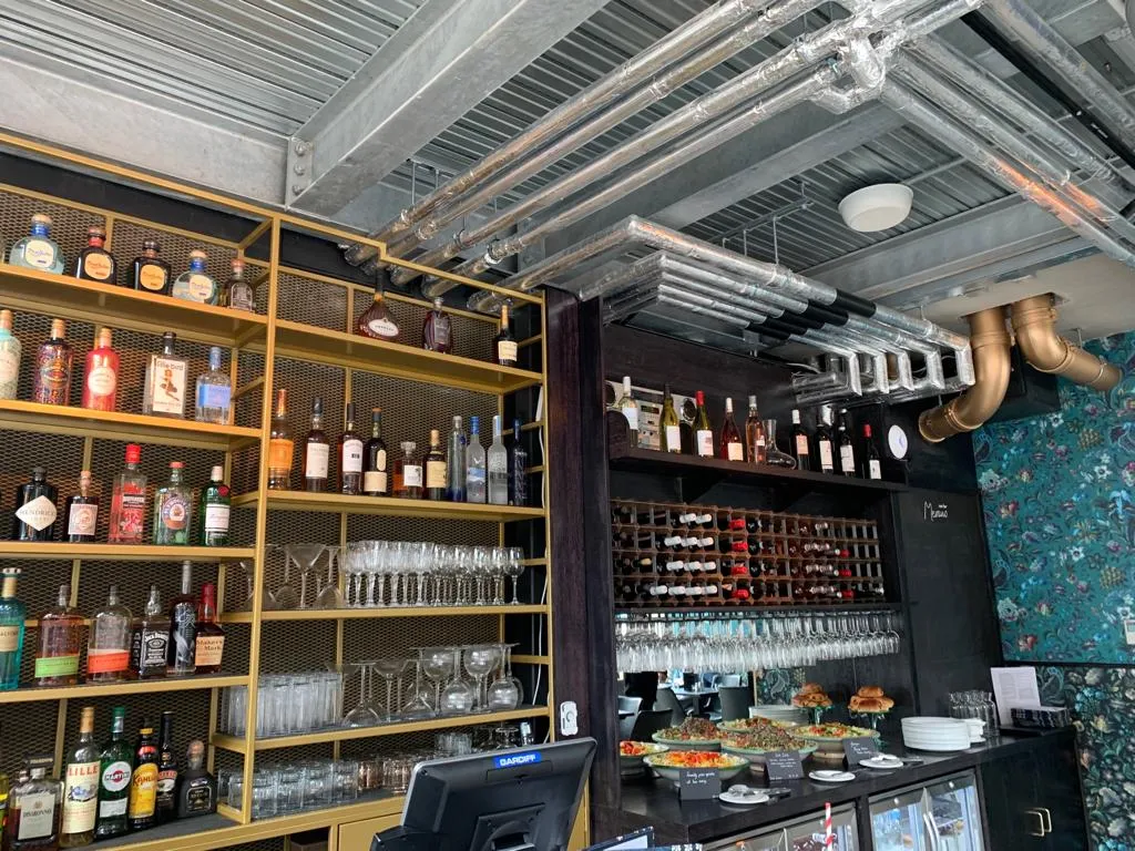 Merano Rose Bar