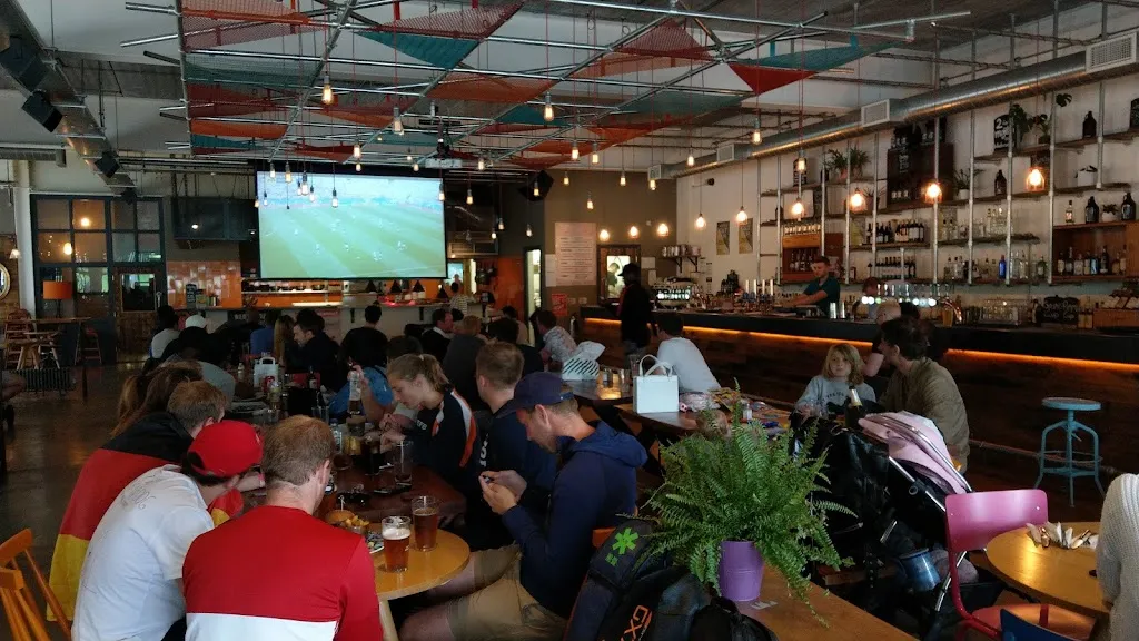 Neighbourhood Bar