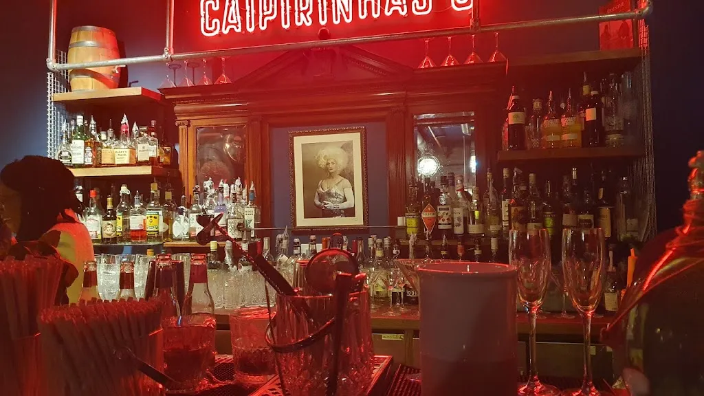 Pacifica Burger & Cocktail Bar & Bottomless Brunch