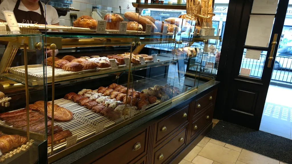 PAUL Brompton Road