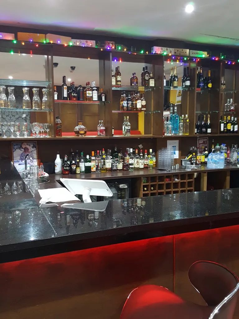 Pelican Rum Bar