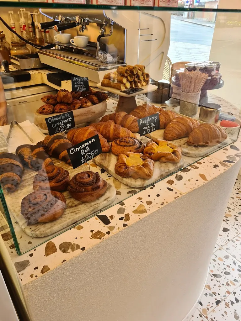 Piccolo Cafes