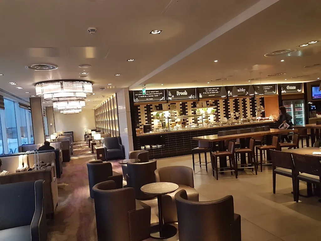 Plaza Premium Lounge (Departures, Terminal 2) London Heathrow Airport (LHR)