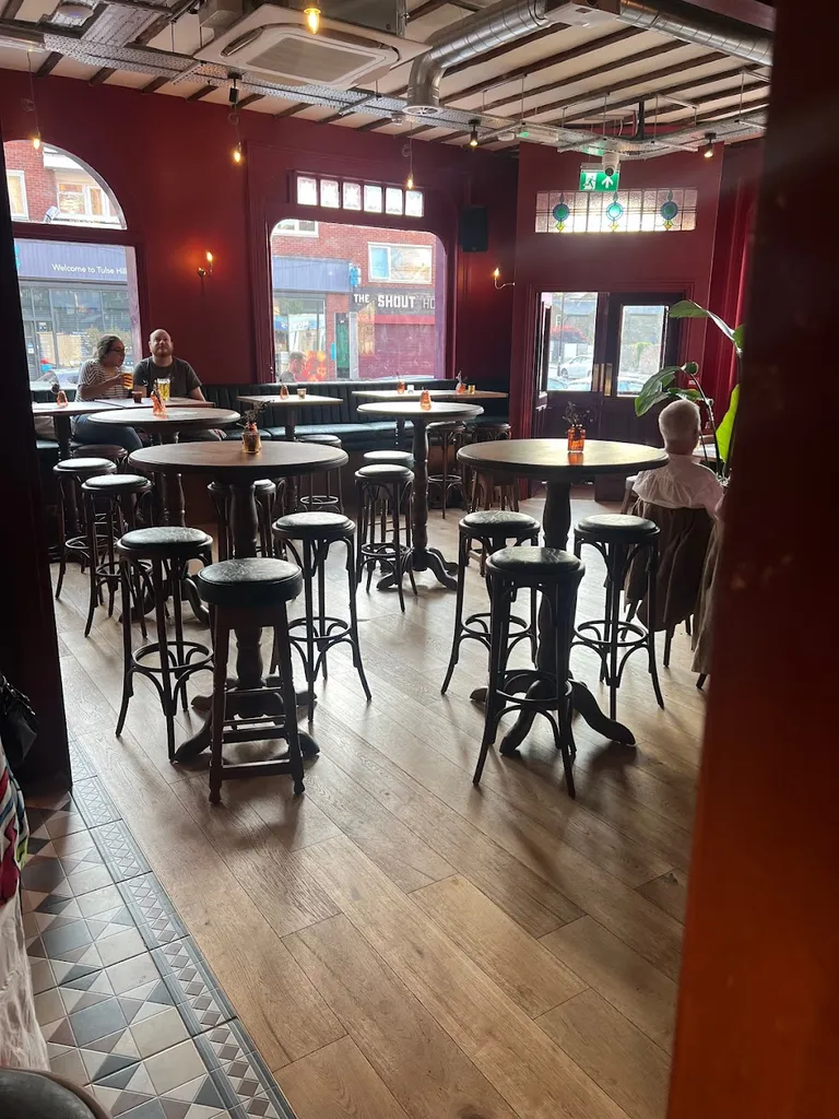 Queen Of The South Pub
