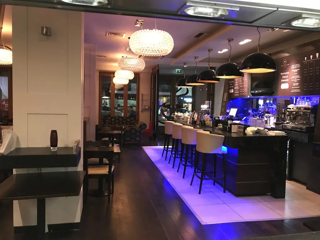 Rafkins Lounge Bar Cafe & Restaurant