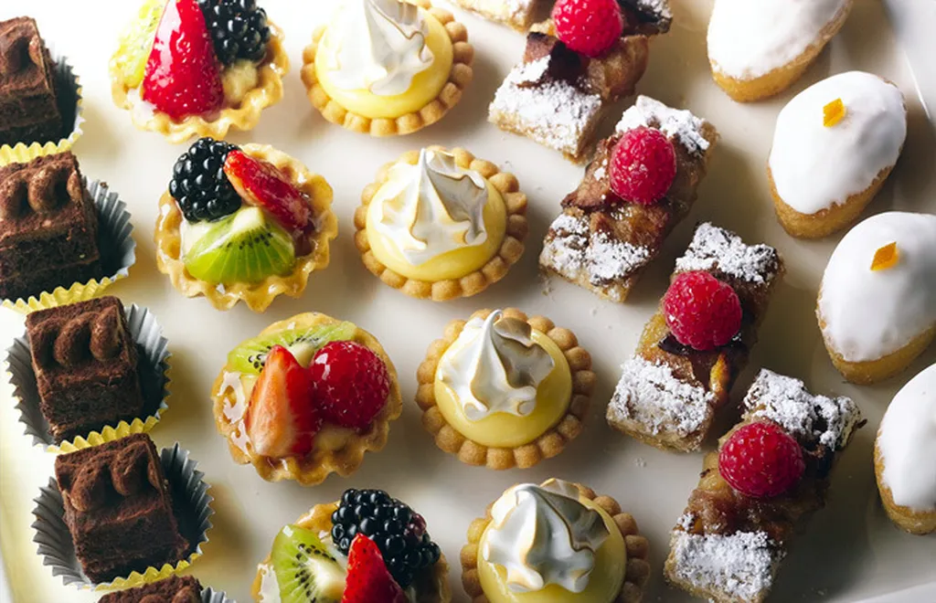 Red Rose Bakery - Le Connaisseur Limited