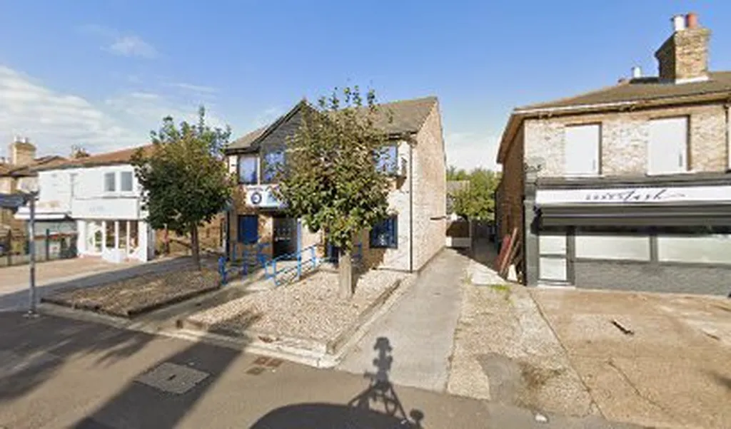 Redbridge Accountant Ltd