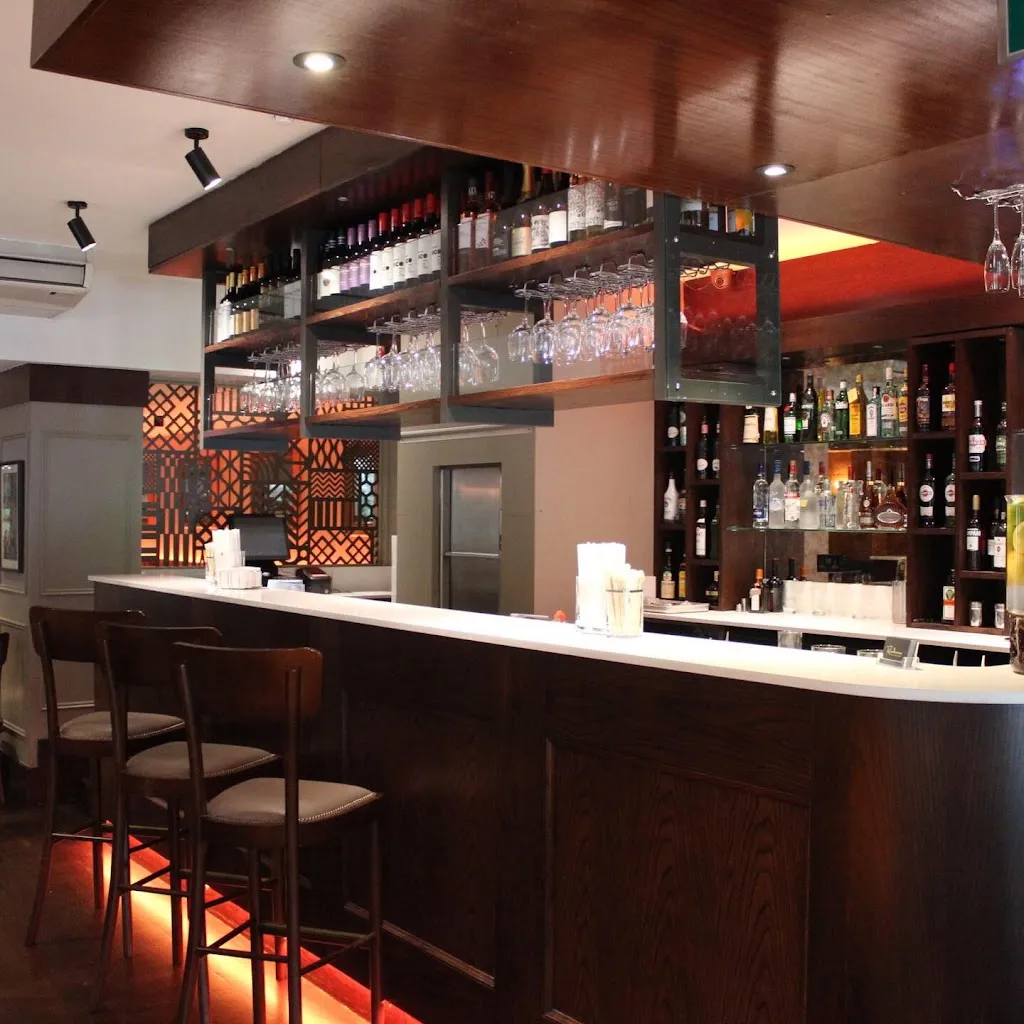 Rendezvous Cocktail Bar & Restaurant (Persian, Middle Eastern, Lebanese)