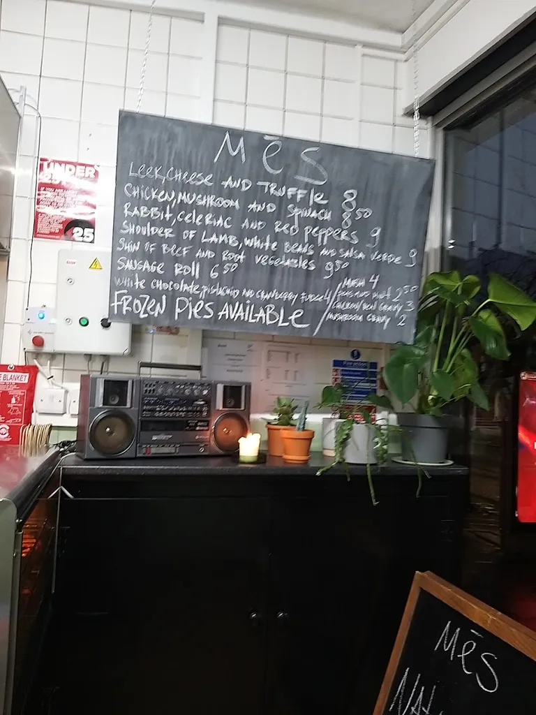 S L B Bar
