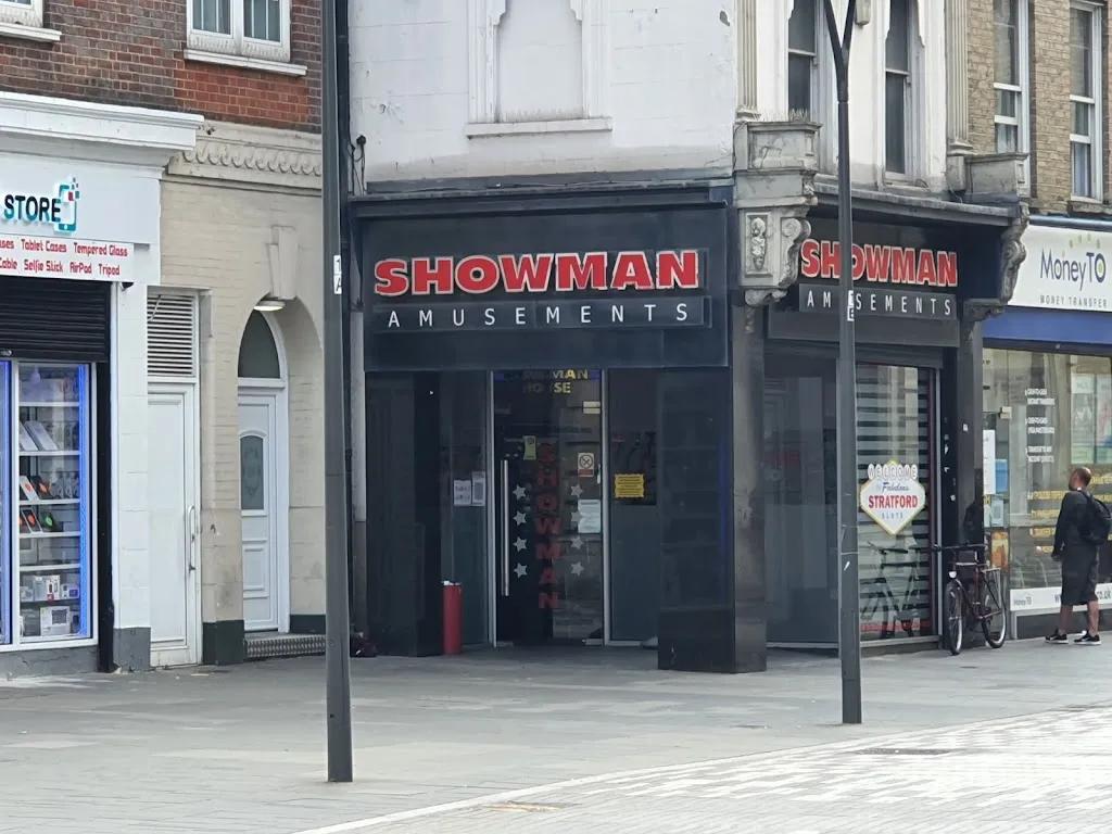 Showman Amusements
