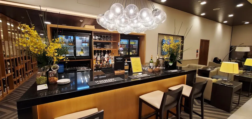 SilverKris Lounge