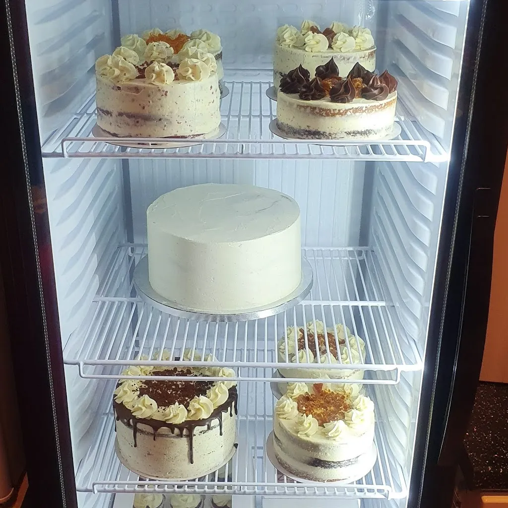 Silvija Artisan Cakes ***Pre-orders only*** Home Made, Wedding Cakes