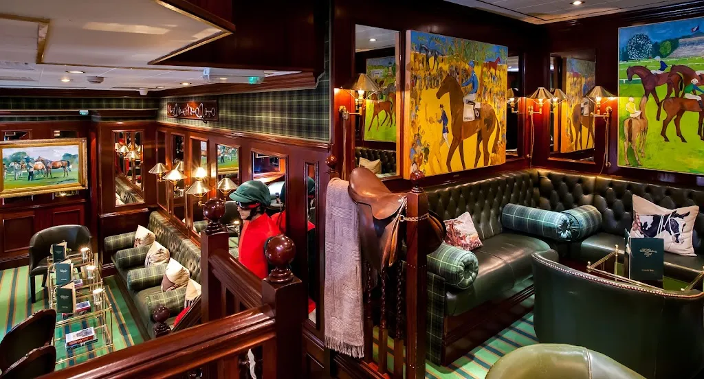 Stables Bar