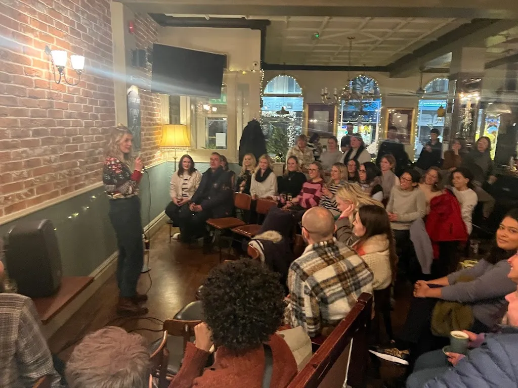 Standup LOLs Comedy Club