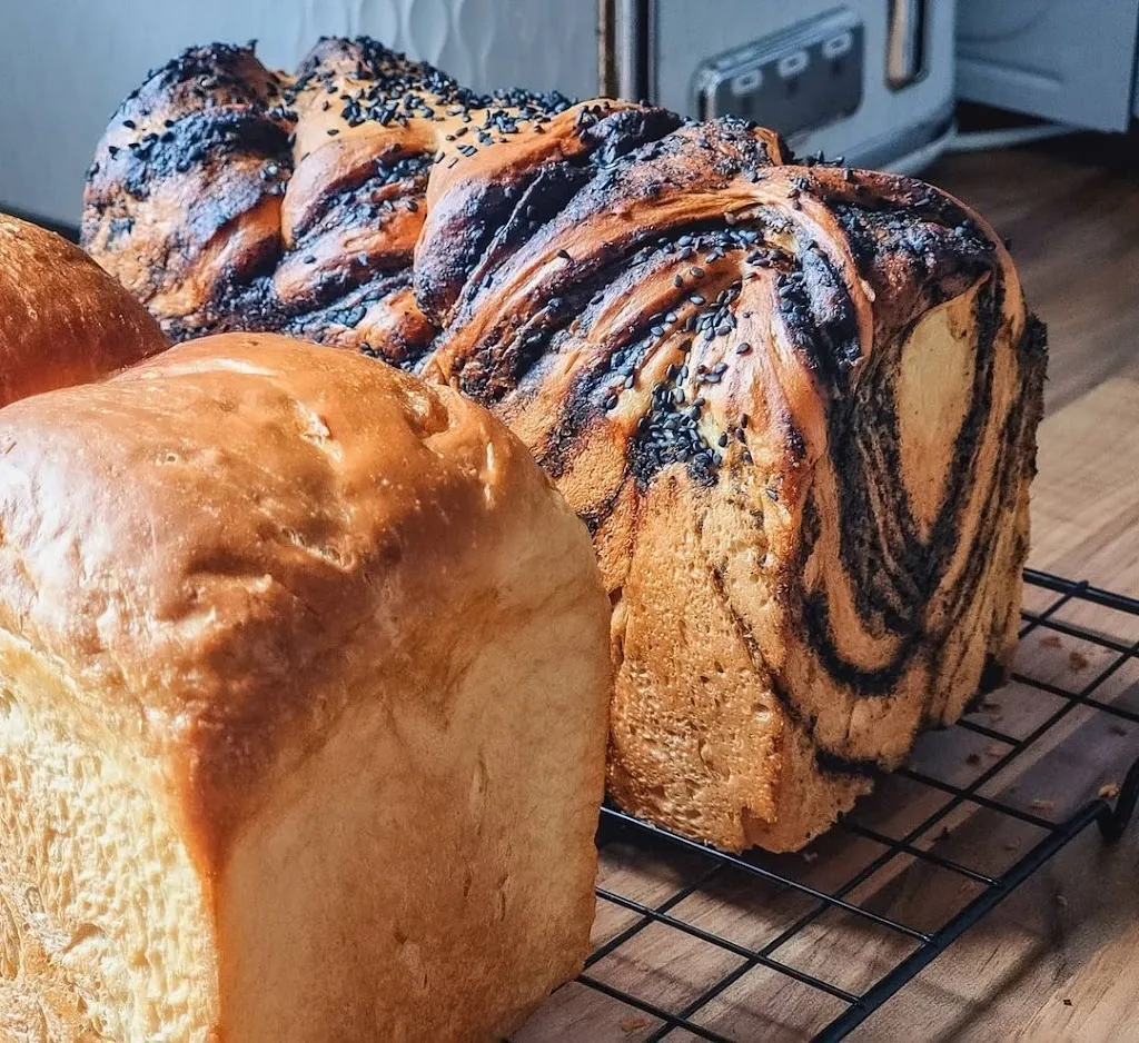 Taitussi Bakery