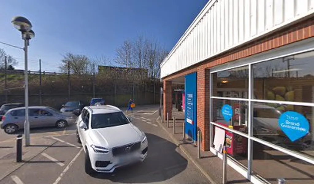 Tesco ATM