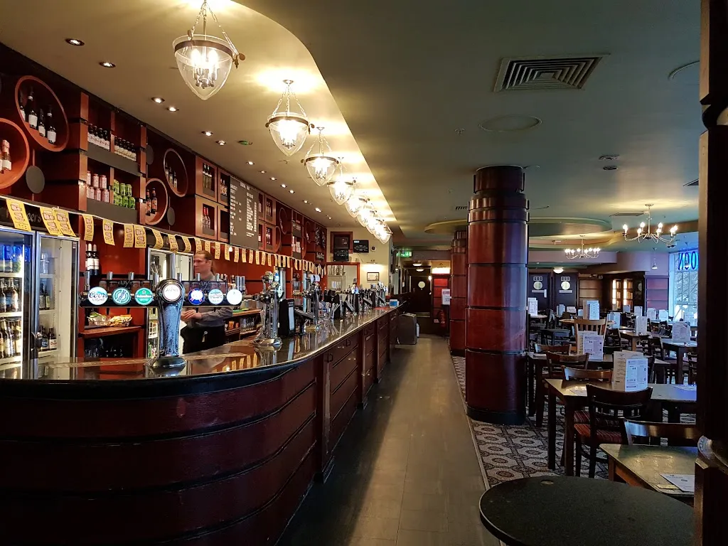 The Central Bar - JD Wetherspoon