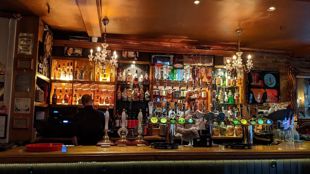 The Coach & Horses