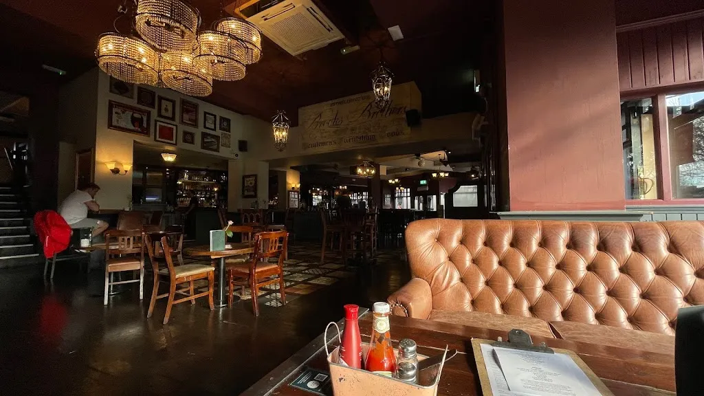 The Drapers Arms