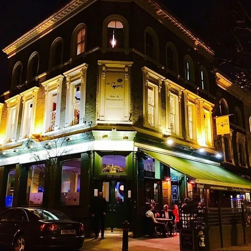 The Grove Tavern