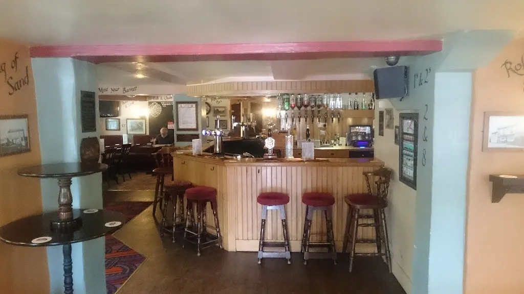 The Hut Pub