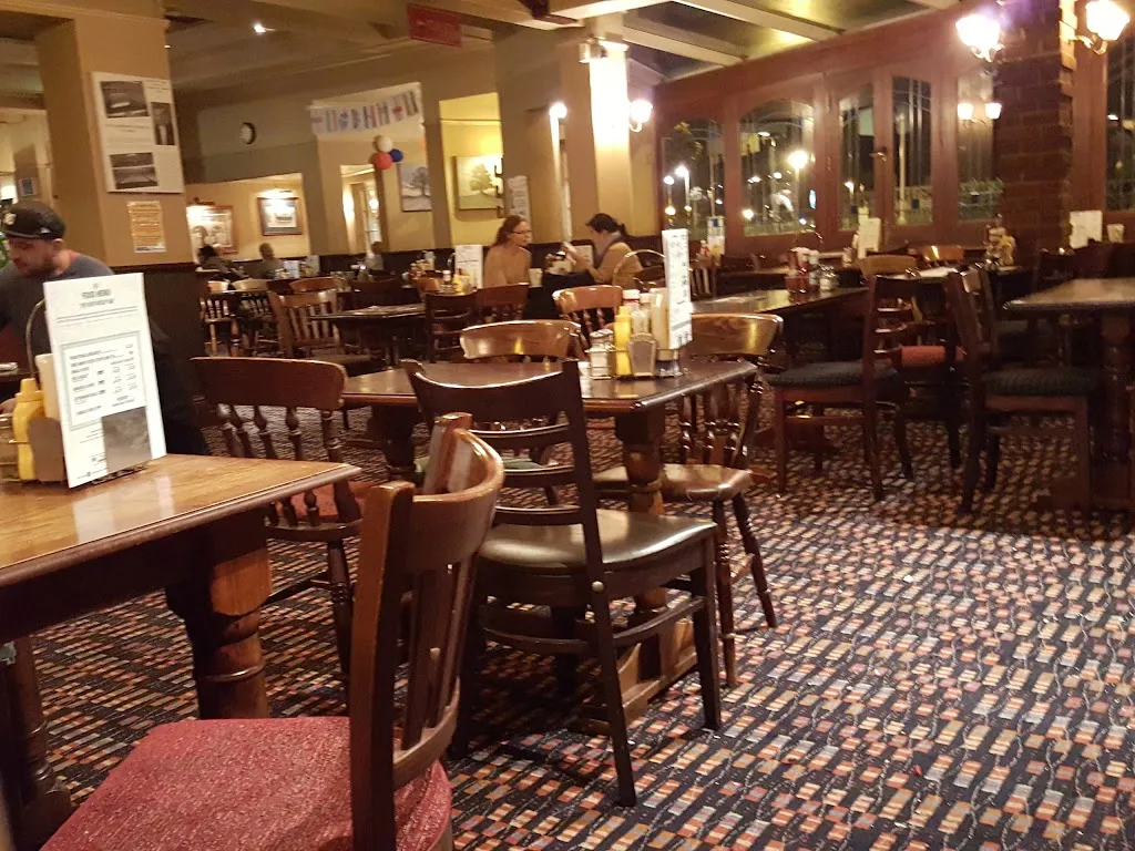 The New Fairlop Oak - JD Wetherspoon
