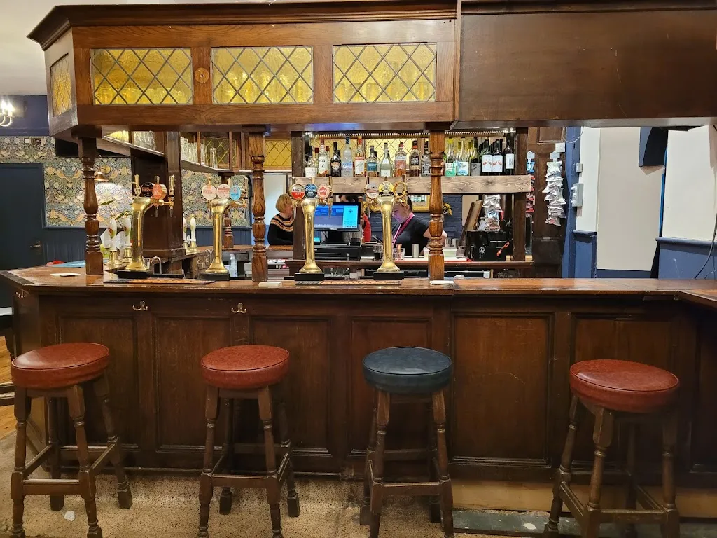 The Queens Head