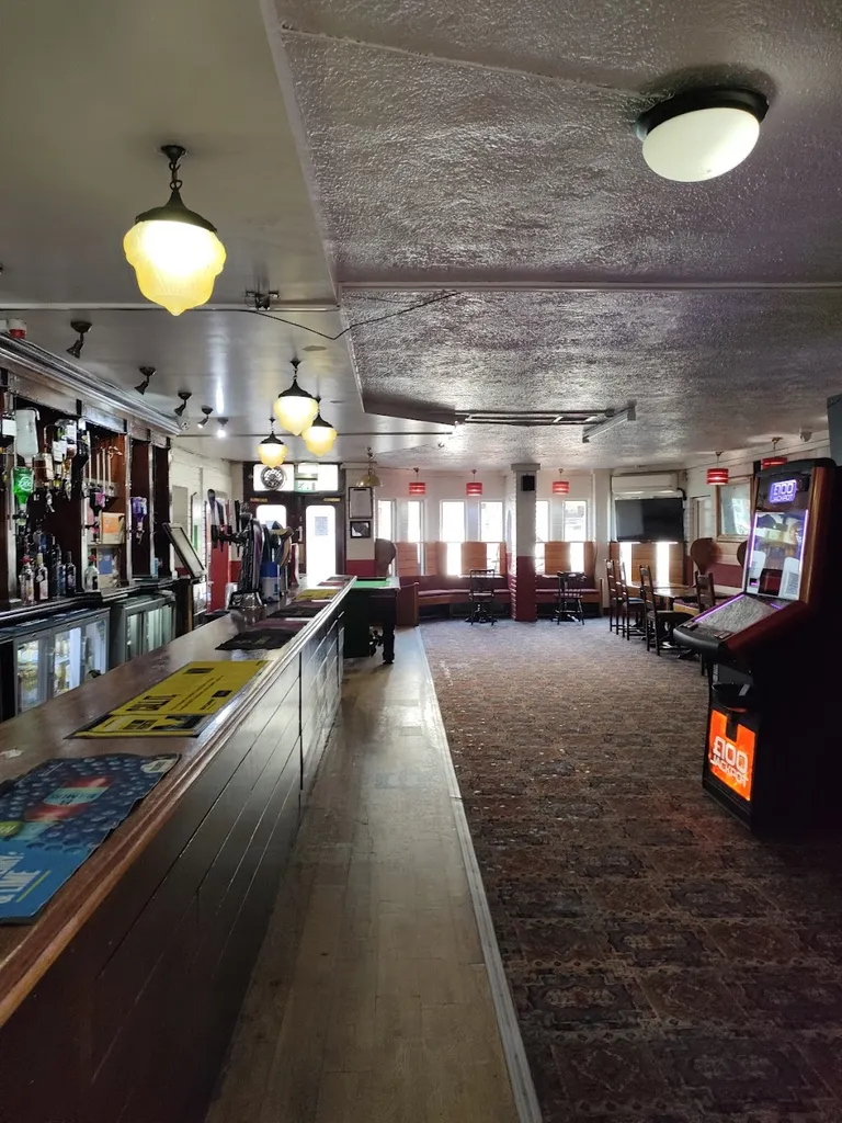The Queens Pub