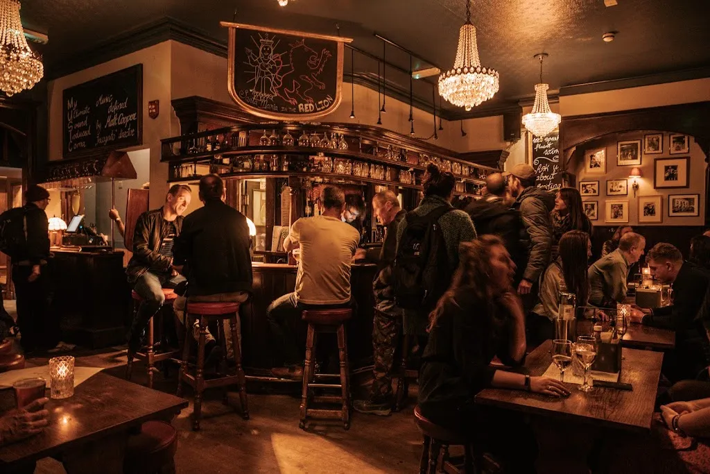 The Red Lion
