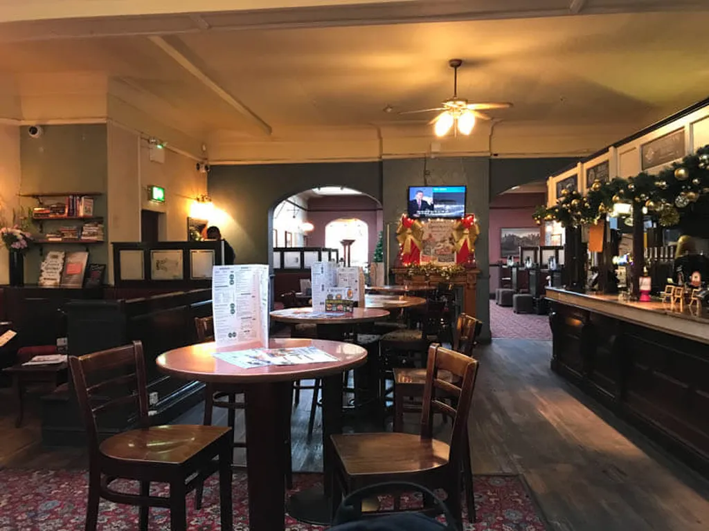 The Rochester Castle - JD Wetherspoon