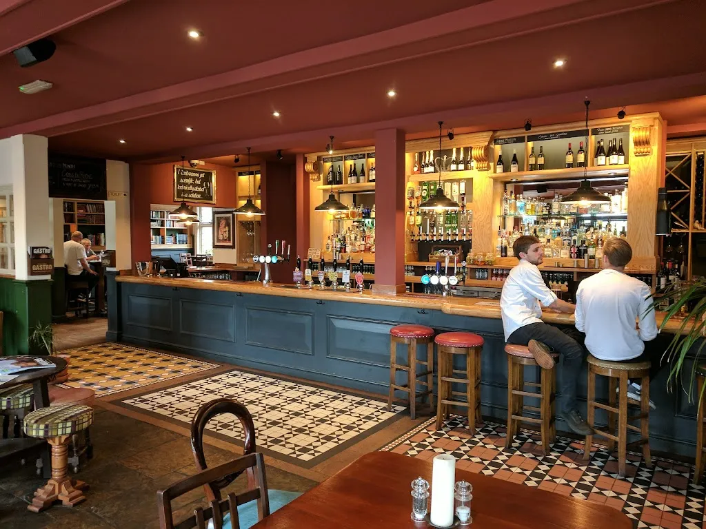 The Rose & Crown