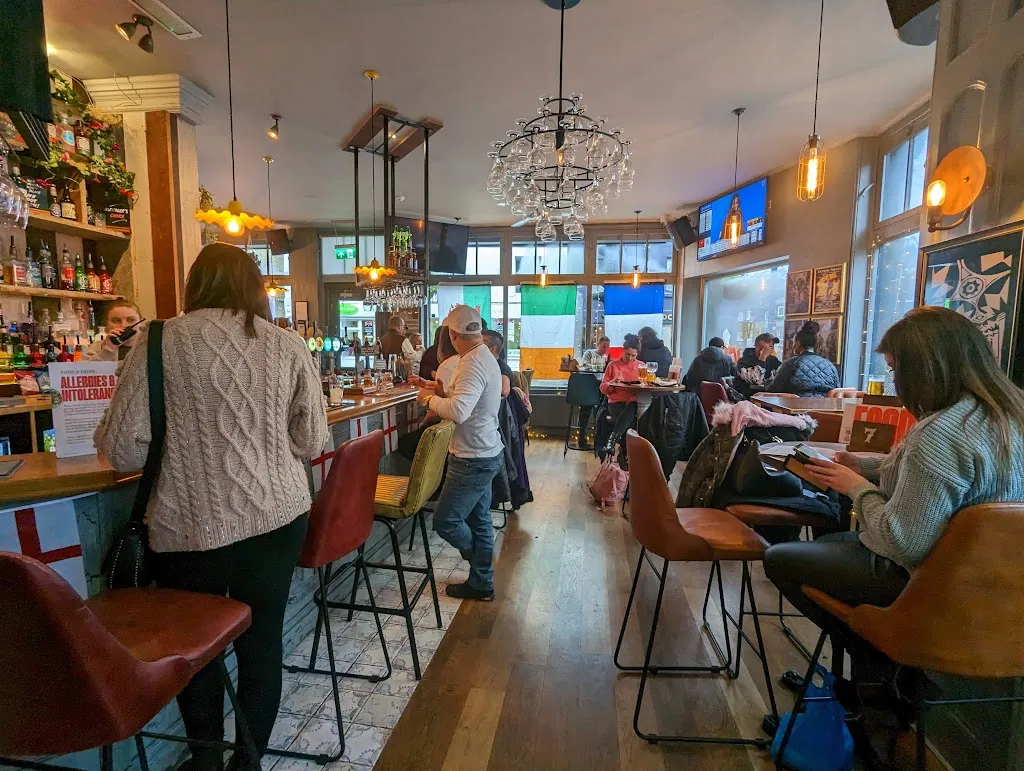 The Sparrowhawk - Crystal Palace