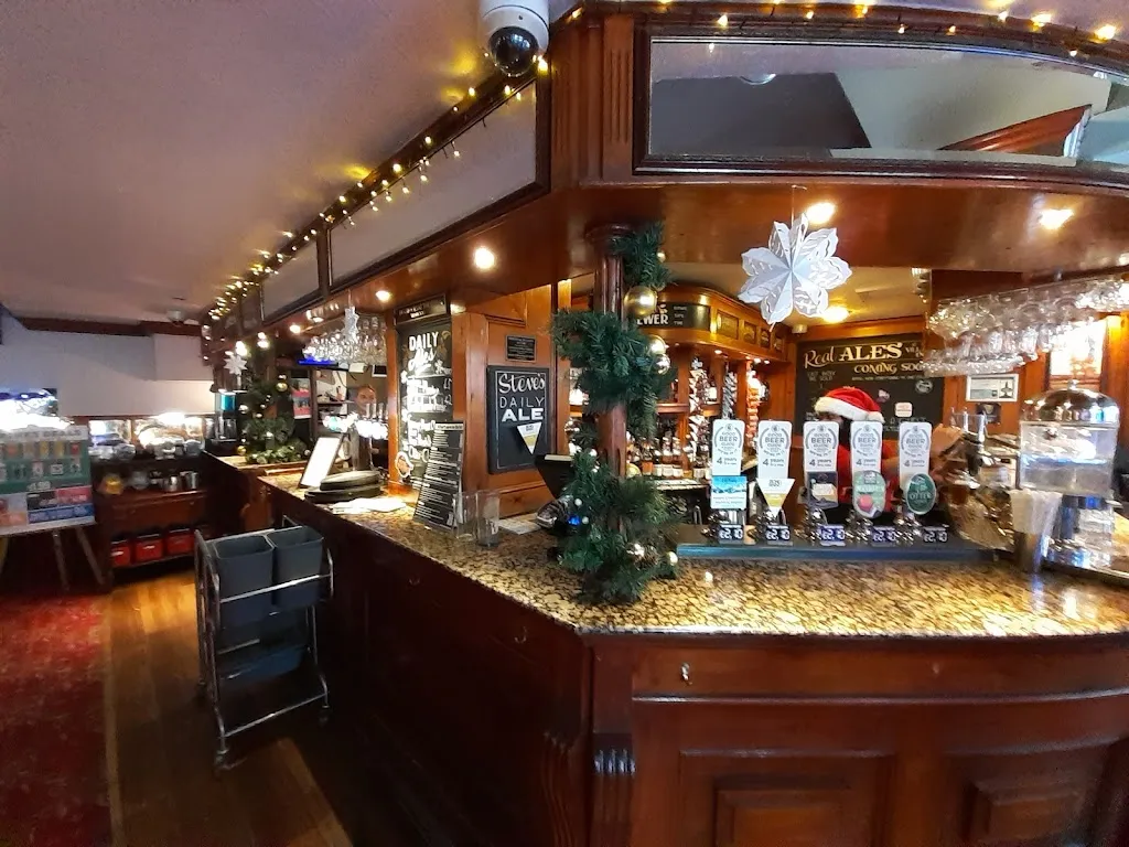 The Village Inn - JD Wetherspoon