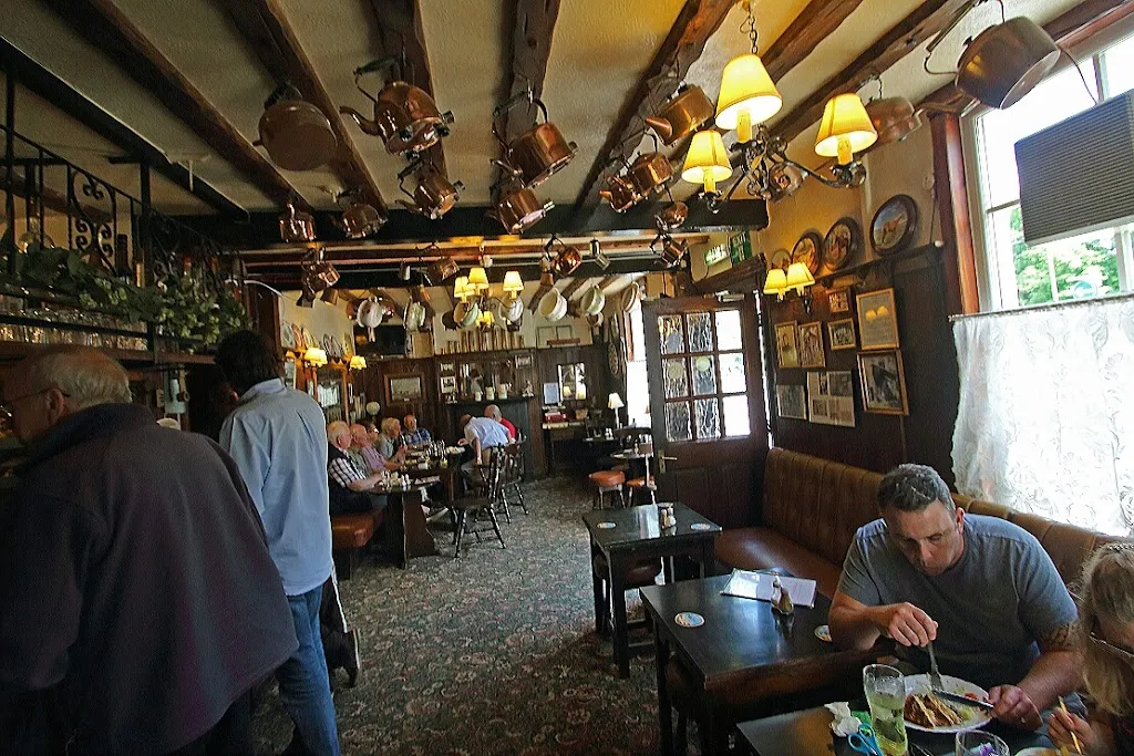 The White Cross Inn