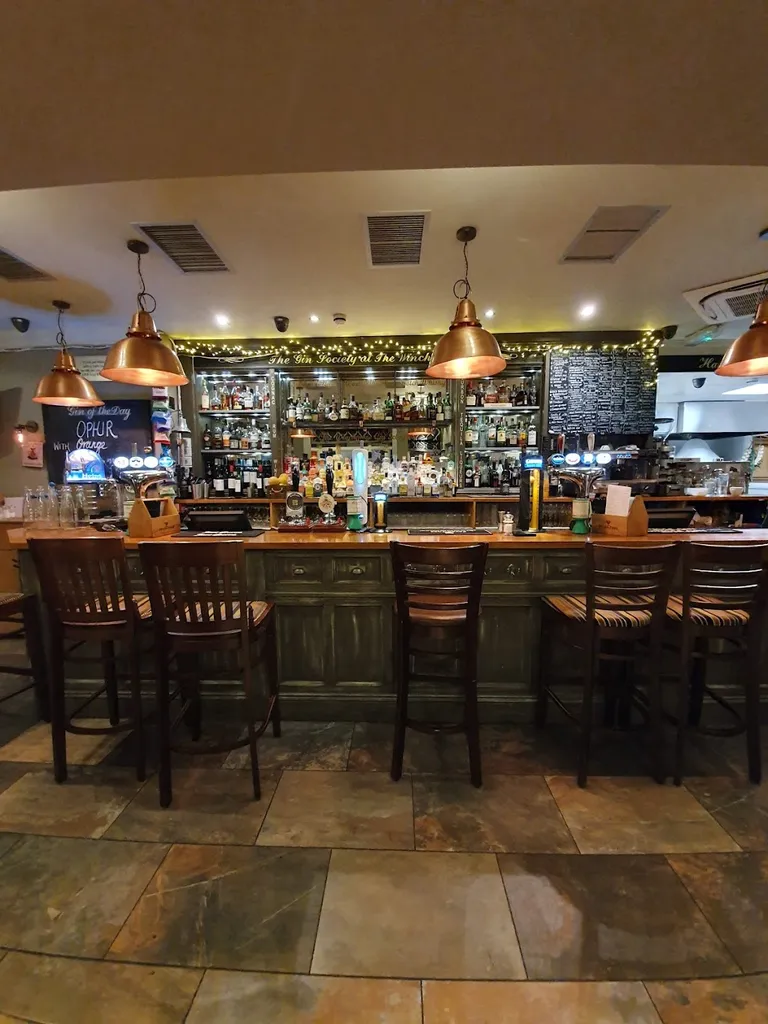 The Winchmore Pub