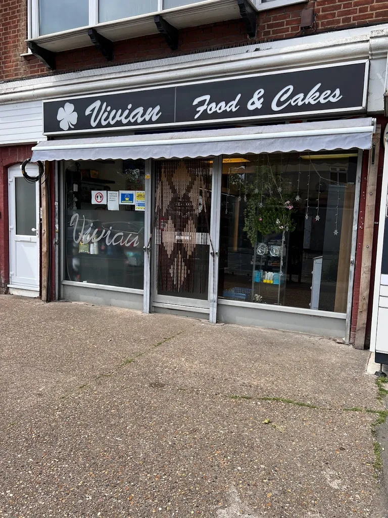 Vivian Food & cakes