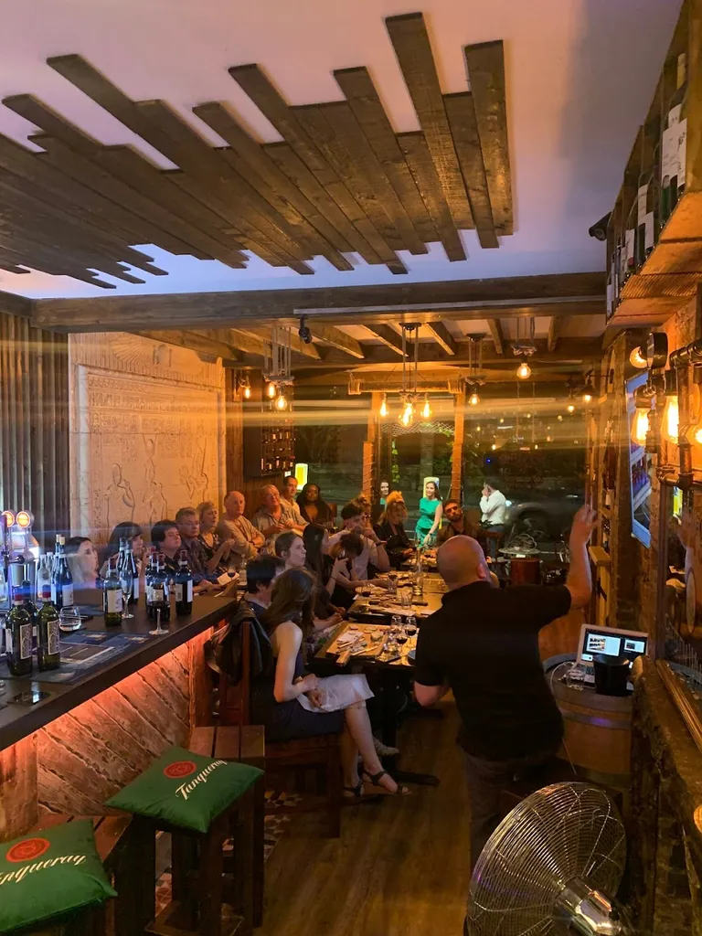Wine Connection Bar