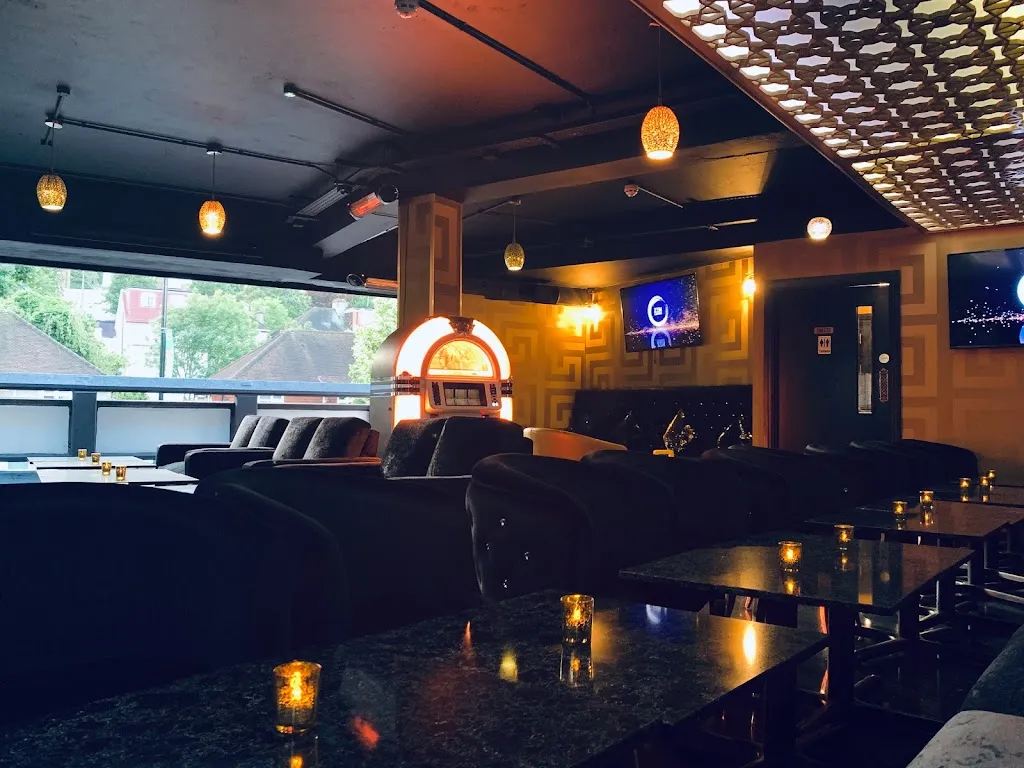 Zen Lounge