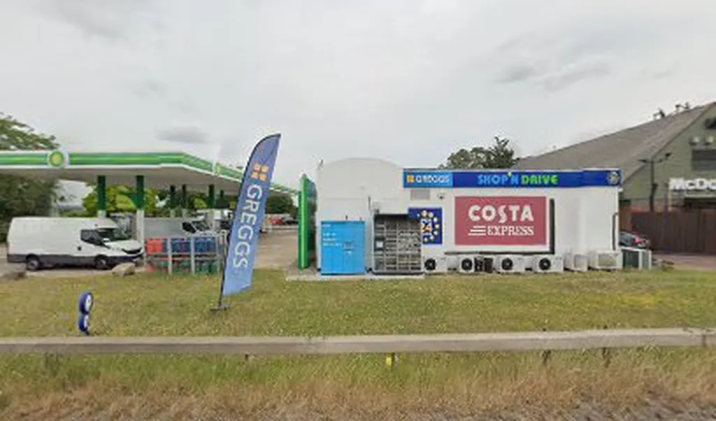 24/7 InPost Locker - BP Swanley Service Station