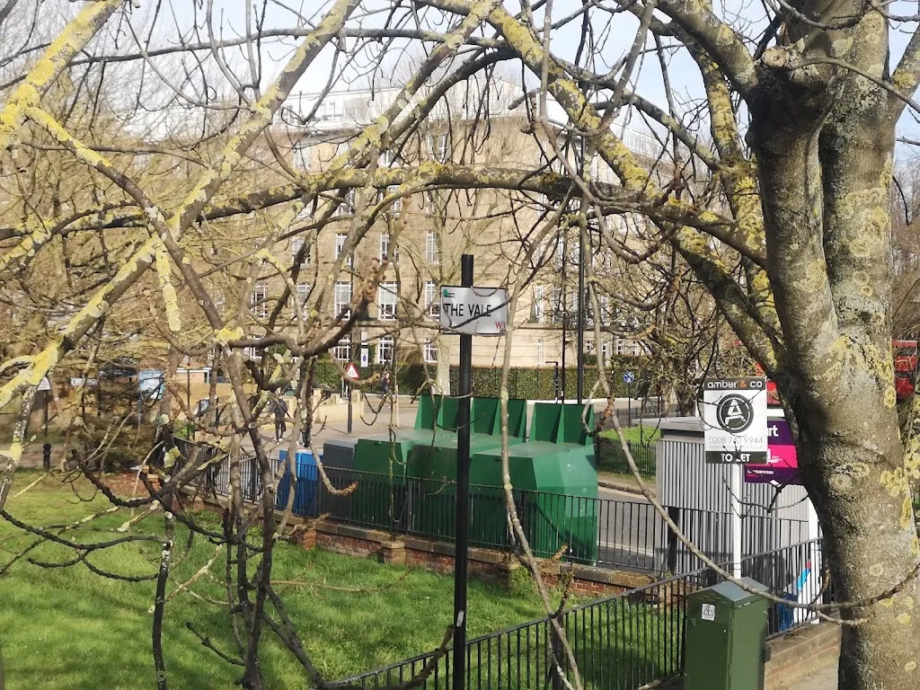 Acton Vale Bromyard Avenue (Stop VT)