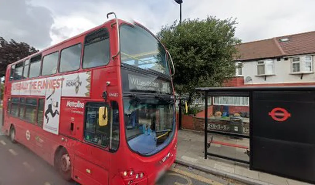 Aintree Road (Stop K)