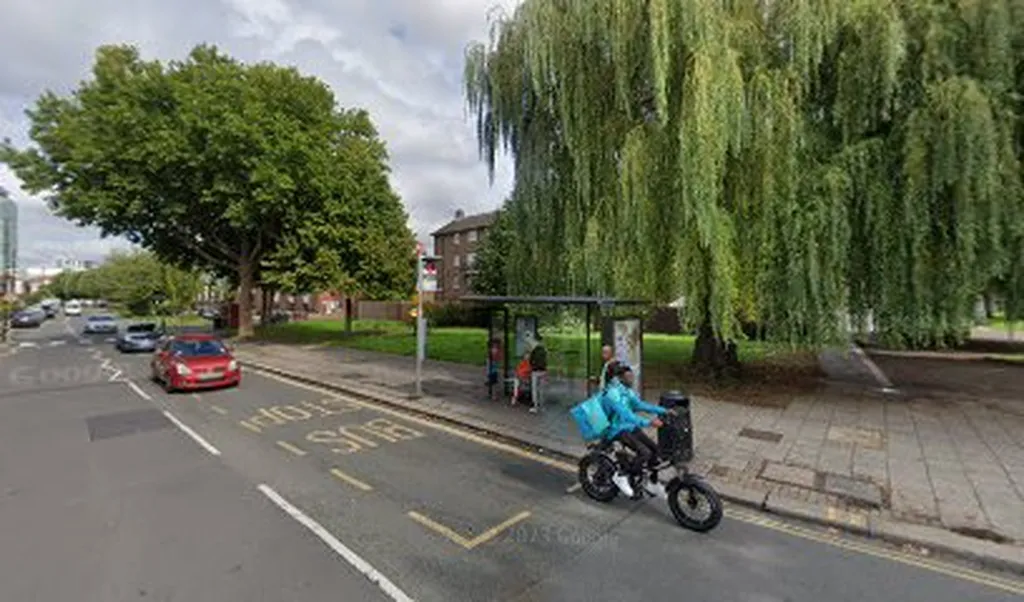 Albany Road Brentford (Stop BD)