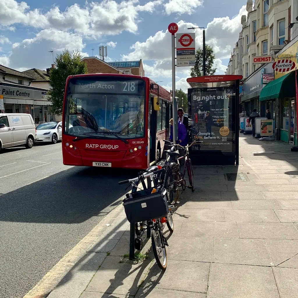 Askew Road Library Gayford Rd (Stop AE)