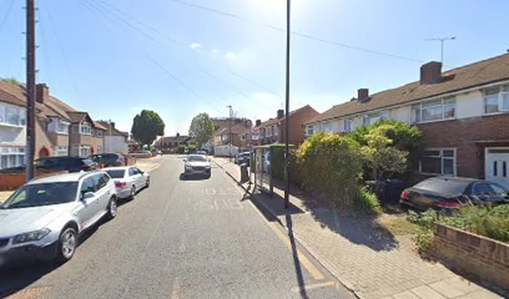 Avon Road (Stop EU)