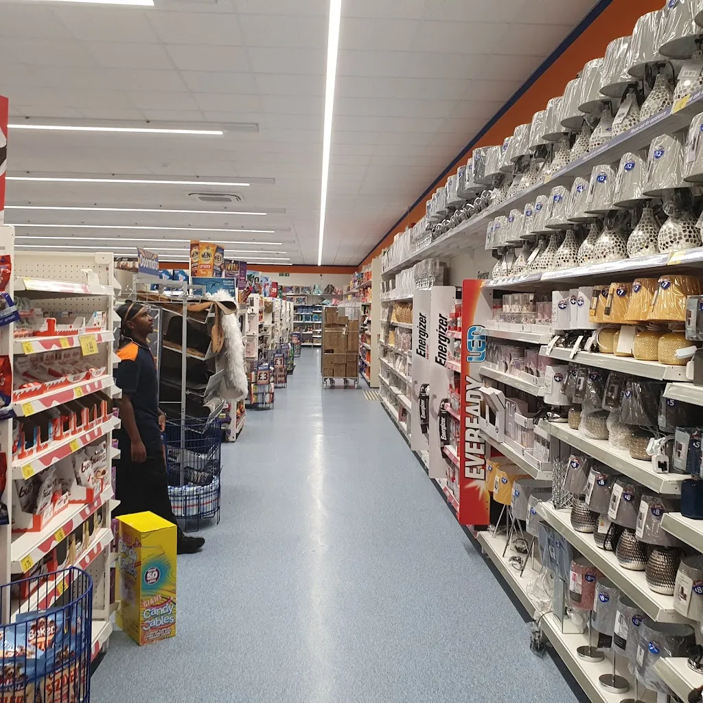 B&M Store