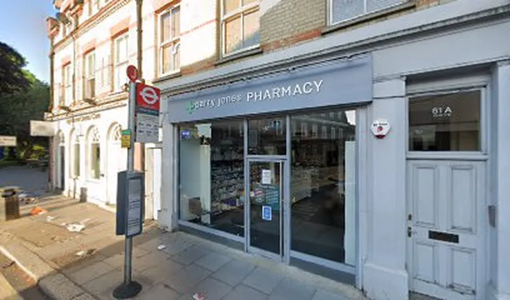 Barnet High Street (Stop J)