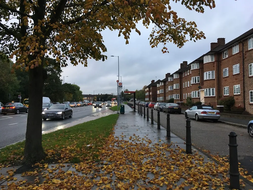 Beaufort Drive (Stop TV)