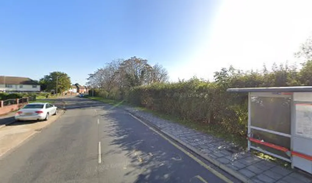 Beechwood Avenue (Stop E)