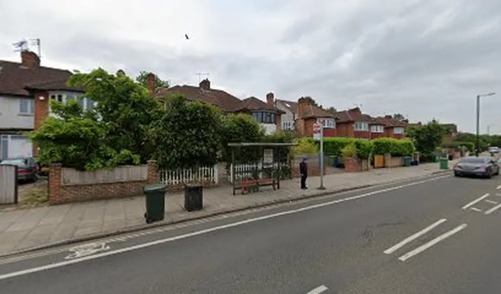 Berwyn Road (Stop Y)